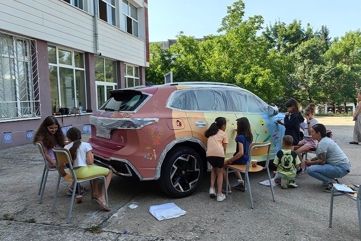 Campaign%20New%20Tiguan%20kids%20drawing