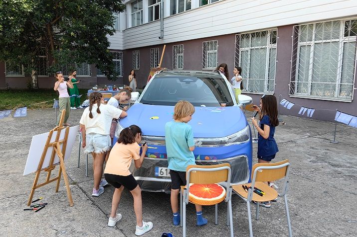 Campaign%20New%20Tiguan%20kids%20drawing